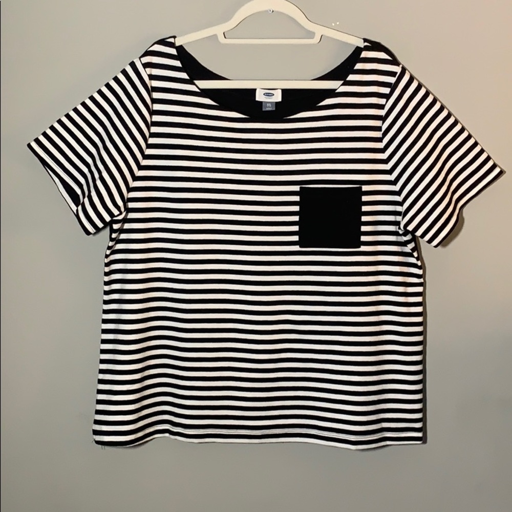 Black and white blouse!